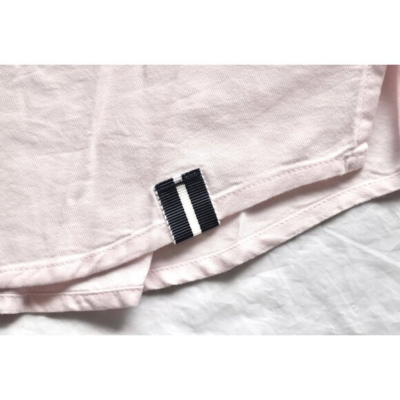 COURT & ROWE LOGO EMBROIDERED COTTON/MODAL CHAMBRAY PINK BUTTON-UP SHIRT. SIZE M - Picture 12 of 13